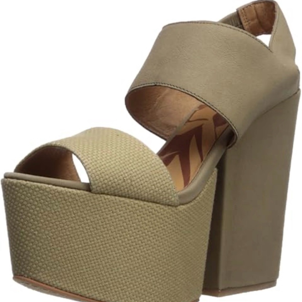 Matiko leather Women's Platform Block Heel Sandals Eur size 6 US size 7